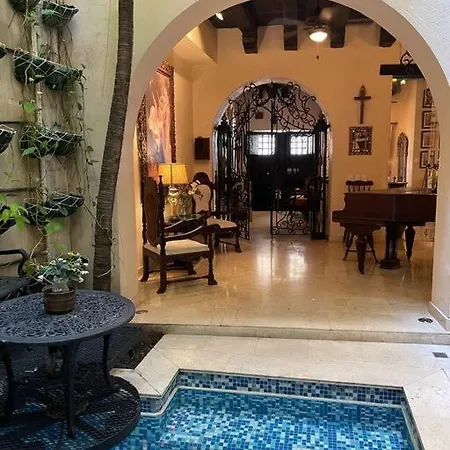 Villa Amazing 7br Mansion Inside Of The Walled City Cartagena