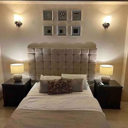 Villa Amazing 7br Mansion Inside Of The Walled City Cartagena