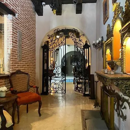 Amazing 7br Mansion Inside Of The Walled City